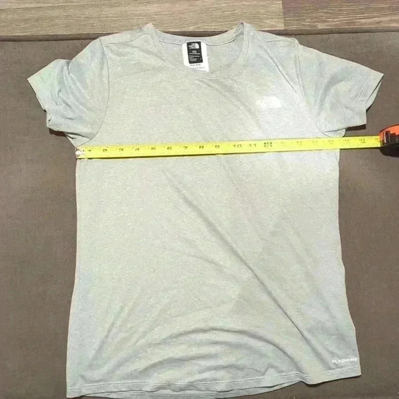 The North Face, Small, Gray fast dry T-shirt - Picture 6 of 6
